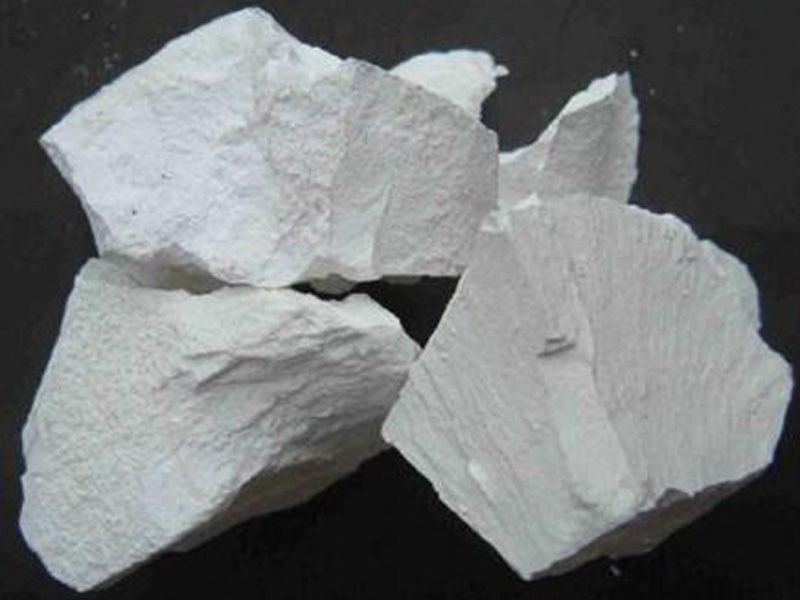 熟石灰粉和生石灰粉有什么區(qū)別？